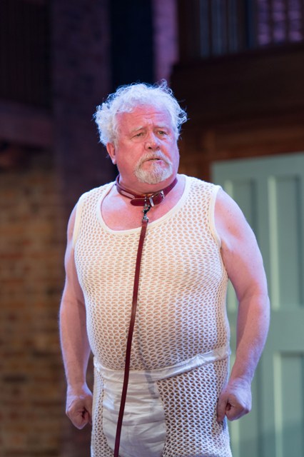 a-mad-world-my-masters-rsc-ian-redford-swan-theatr