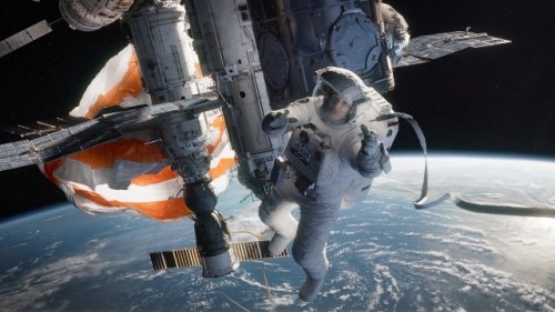 Gravity-Movie-Space-2013-640x360