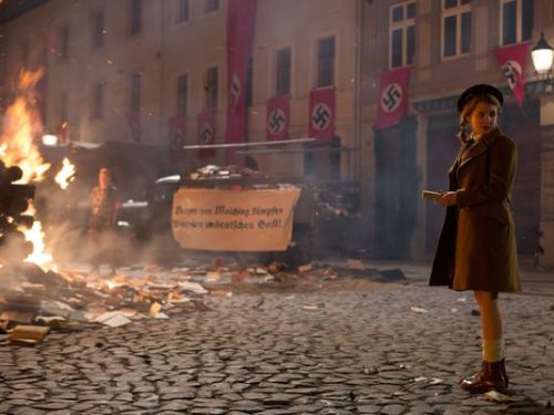 1384359757000-BOOK-THIEF-MOV-JY-1658-59704130