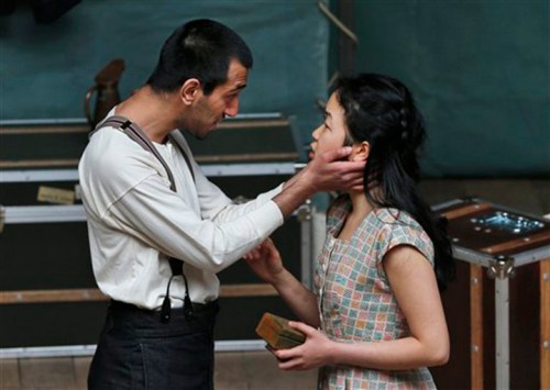 Britain Global Hamlet