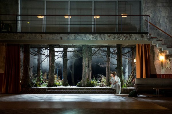 2014-07-23-Medea2HelenMcCrorybyRichardHubertSmith1280x852