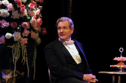 0579_Robert_Bathurst__Sir_Robert_Chiltern_Bart__in_An_Ideal_Husband._Photo_by_Catherine_Ashmore_5476137d2210f