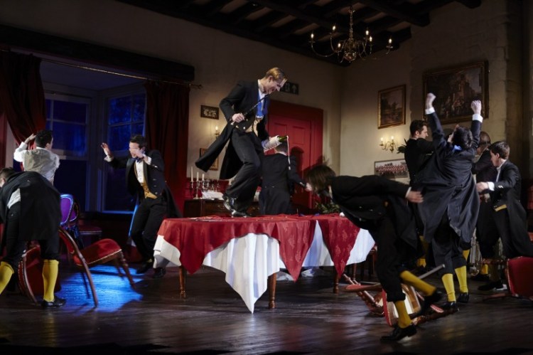 Posh-at-Salisbury-Playhouse-credit-Richard-Lakos-2-e1426357870939