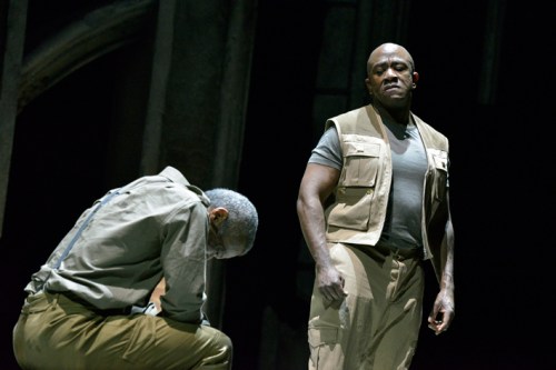 othello-production-images_-2015_photo-by-keith-pattison-_c_-rsc_othello-3234