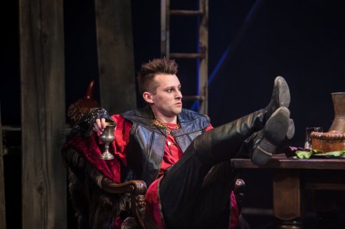 CR_3IzdWIAAvPZH.jpg-large