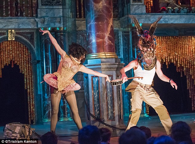 33DC9F9E00000578-3587932-image-a-5_1463093832146