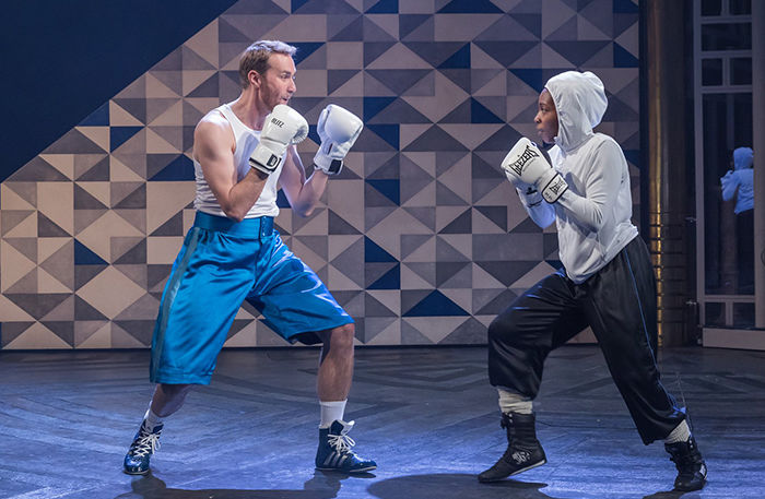 twelfth-night-nt-production-shots-700wx457h