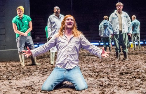 Midsummer-Nights-Dream-Young-Vic-153-700x455