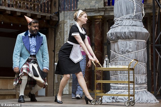 40B8C7A900000578-4543618-image-a-63_1495759210498