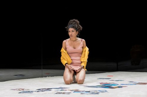 Yerma-at-the-Young-Vic.-Photo-Johan-Persson-02