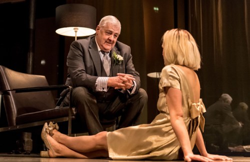 Peter-Wight-Polonius-and-Jessica-Brown-Findlay-Ophelia_credit-Manuel-Harlan