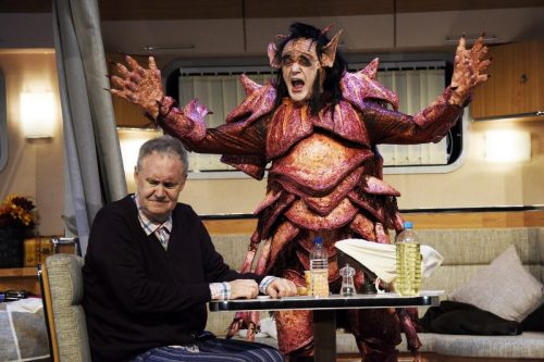 Nigel-Planer-and-Adrian-Edmondson-in-Vulcan-7-®-Credit-Nobby-Clark-e1537824055911