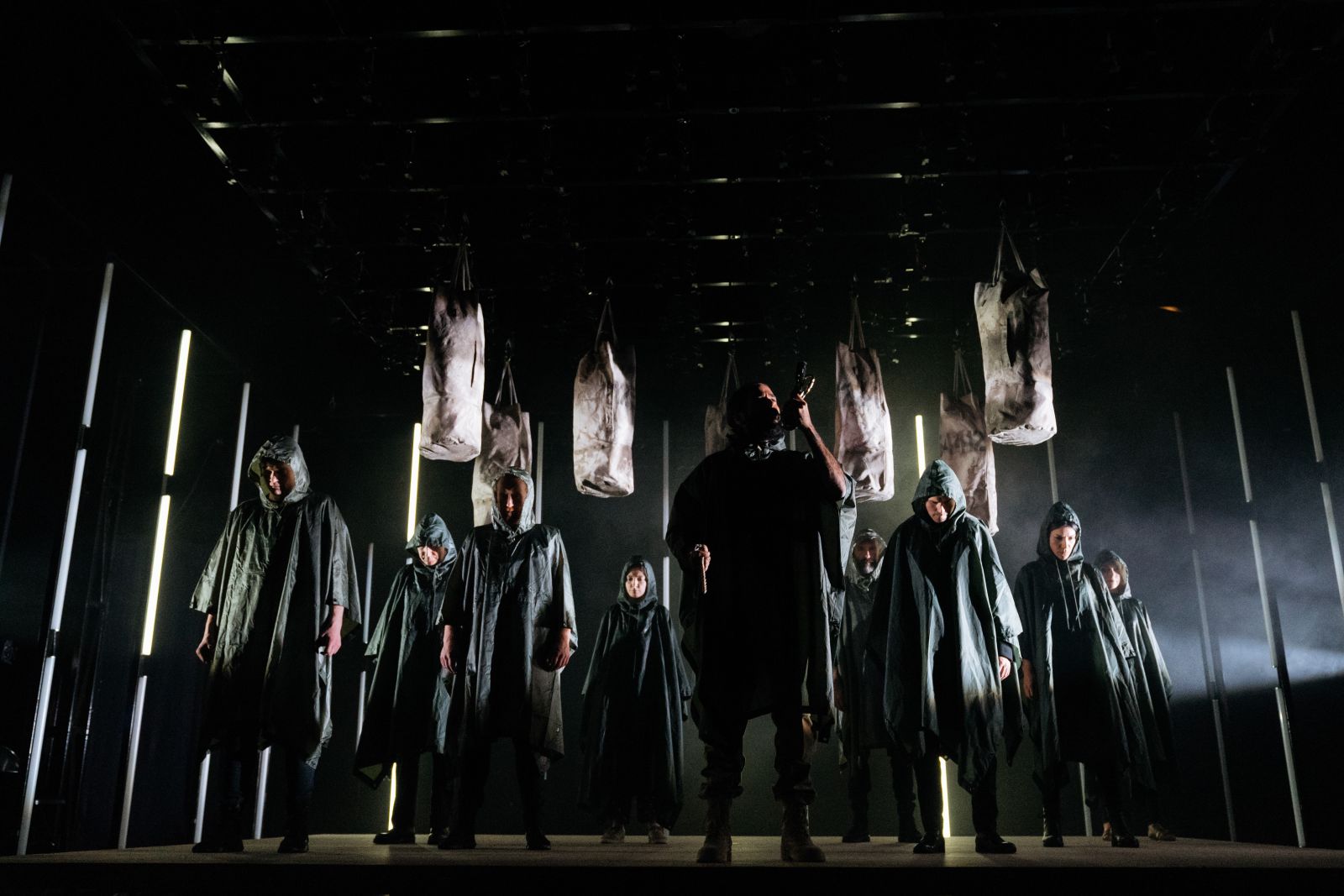 ETT Othello 2018 Company_Image Helen Murray