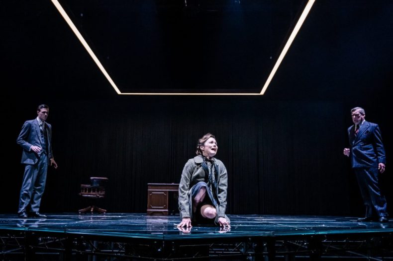 Philippe-Edwards-Rachael-Stirling-Nick-Sampson-in-PLENTY-at-Chichester-Festival-Theatre-Photo-The-Other-Richard_276-1024x682