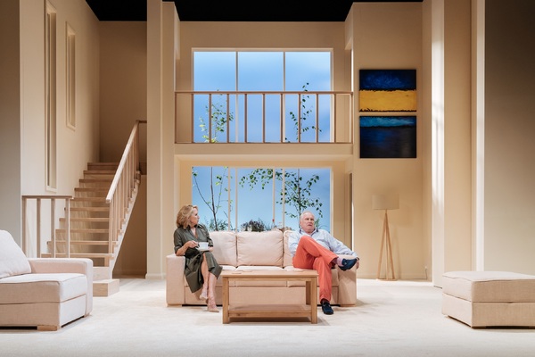 tn-500_felicity-kendal-and-rupert-vansittart-in-the-argument-at-theatre-royal-bath.-credit-manuel-harlan