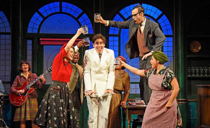 themanwhitesuit-tr-review-1