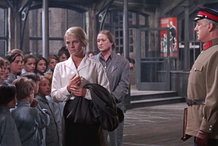 dr-zhivago-1965-22504-lara-1930s