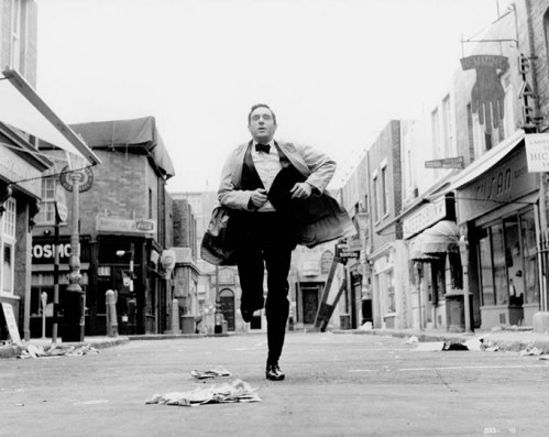 small-world-of-sammy-lee-the-1962-004-running-down-street-towards-camera-00n-z6n